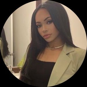 Meet your Posher, Eboni